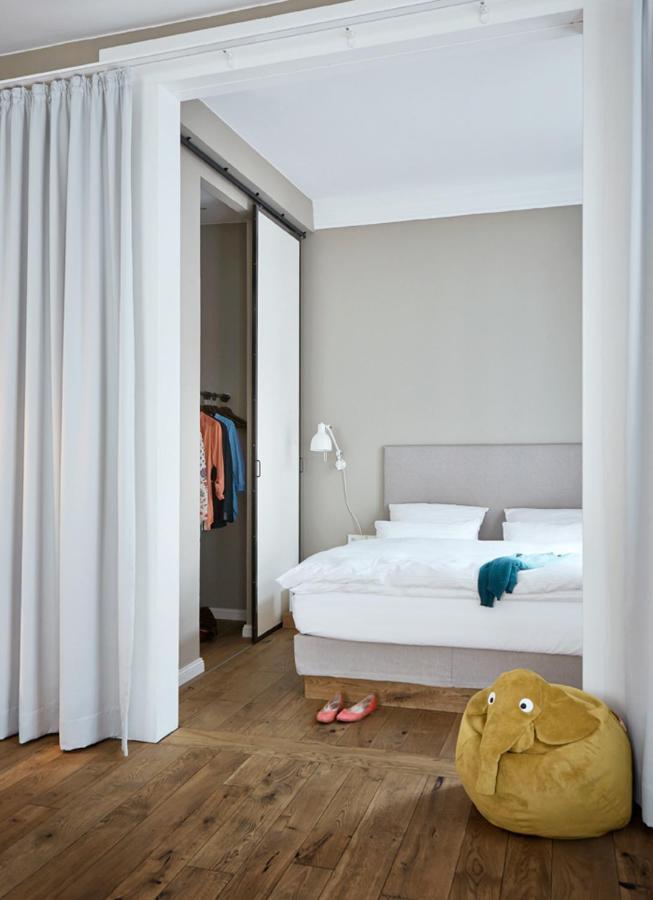 Hotel Wedina An Der Alster Хамбург Екстериор снимка