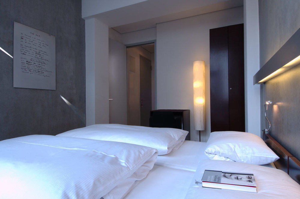 Hotel Wedina An Der Alster Хамбург Екстериор снимка